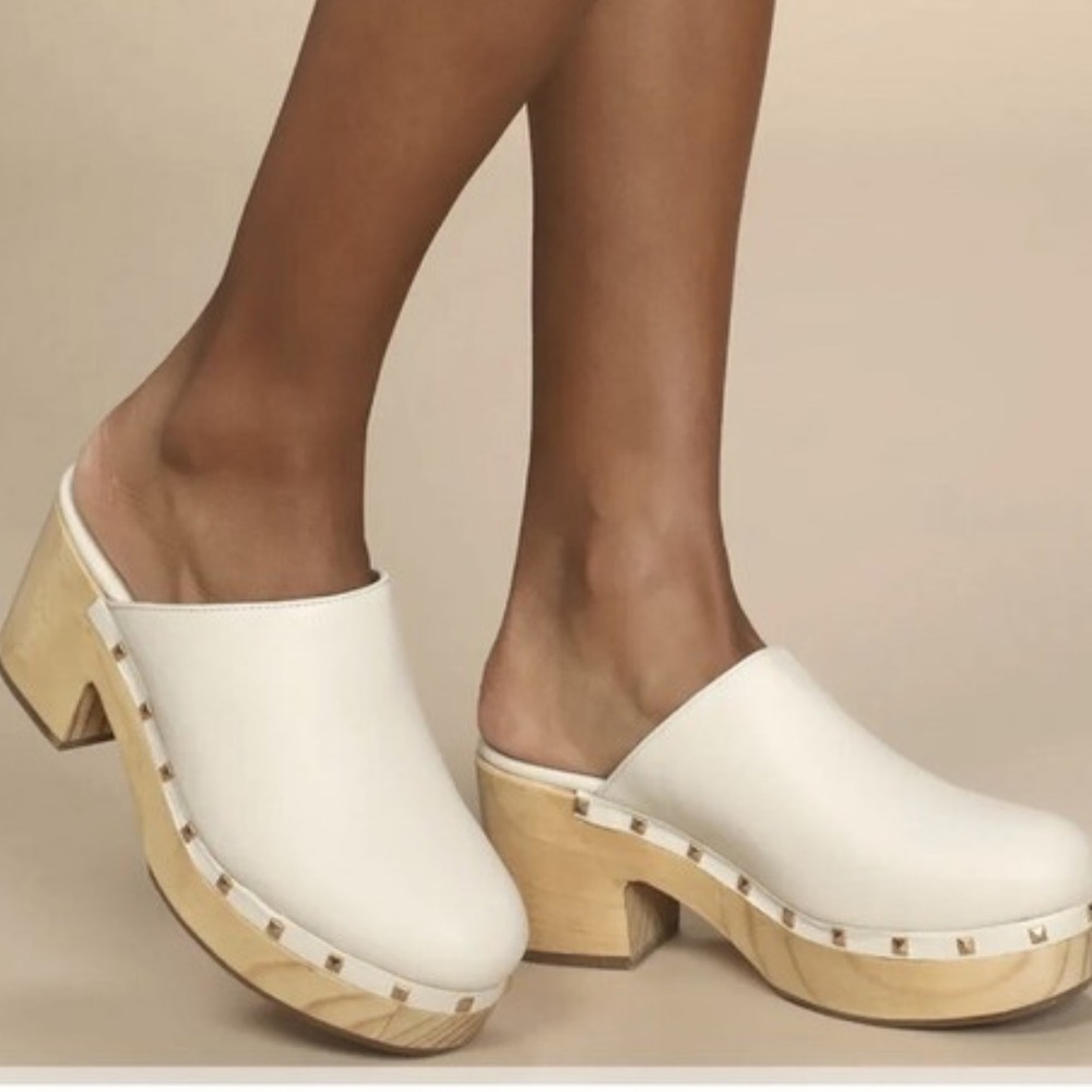 Steve Madden Brooklyn Cream Leather Studded Clog Mules Womens 8.5
